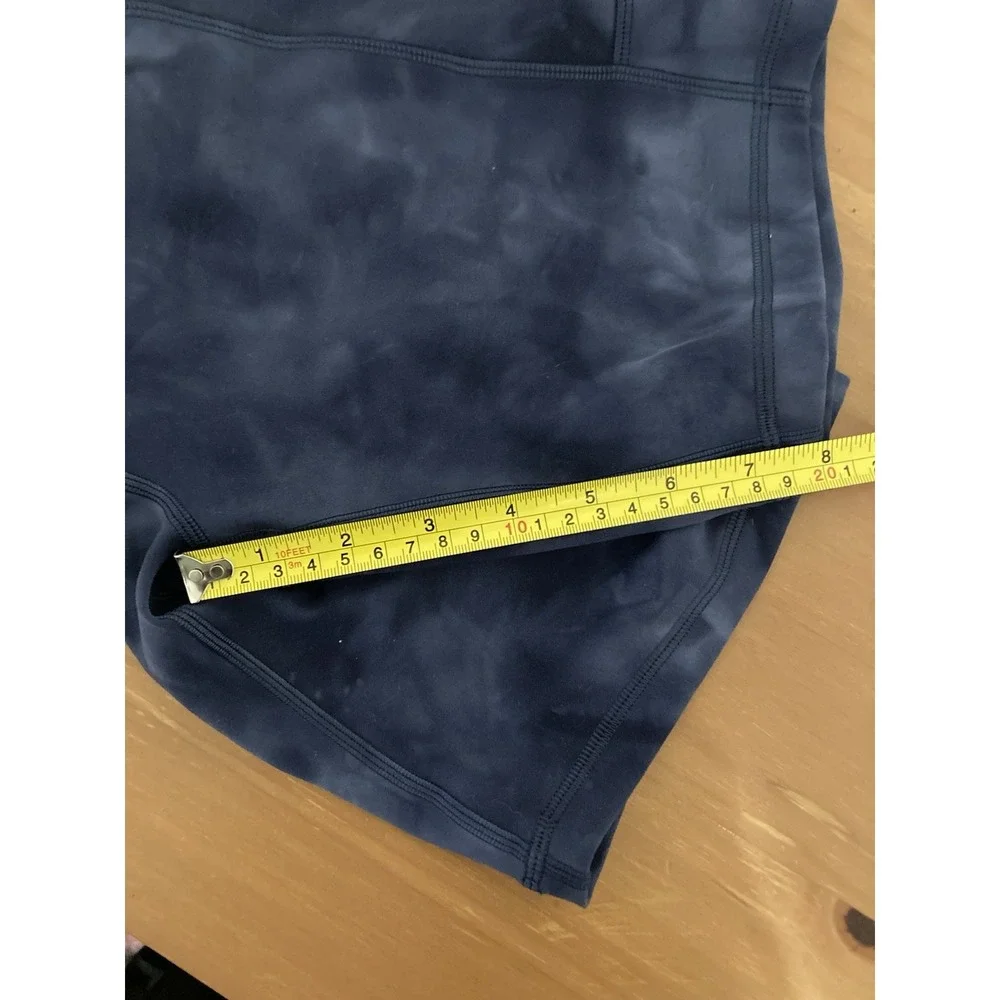 EUC‎ Lululemon Invigorate High-Rise Short 8